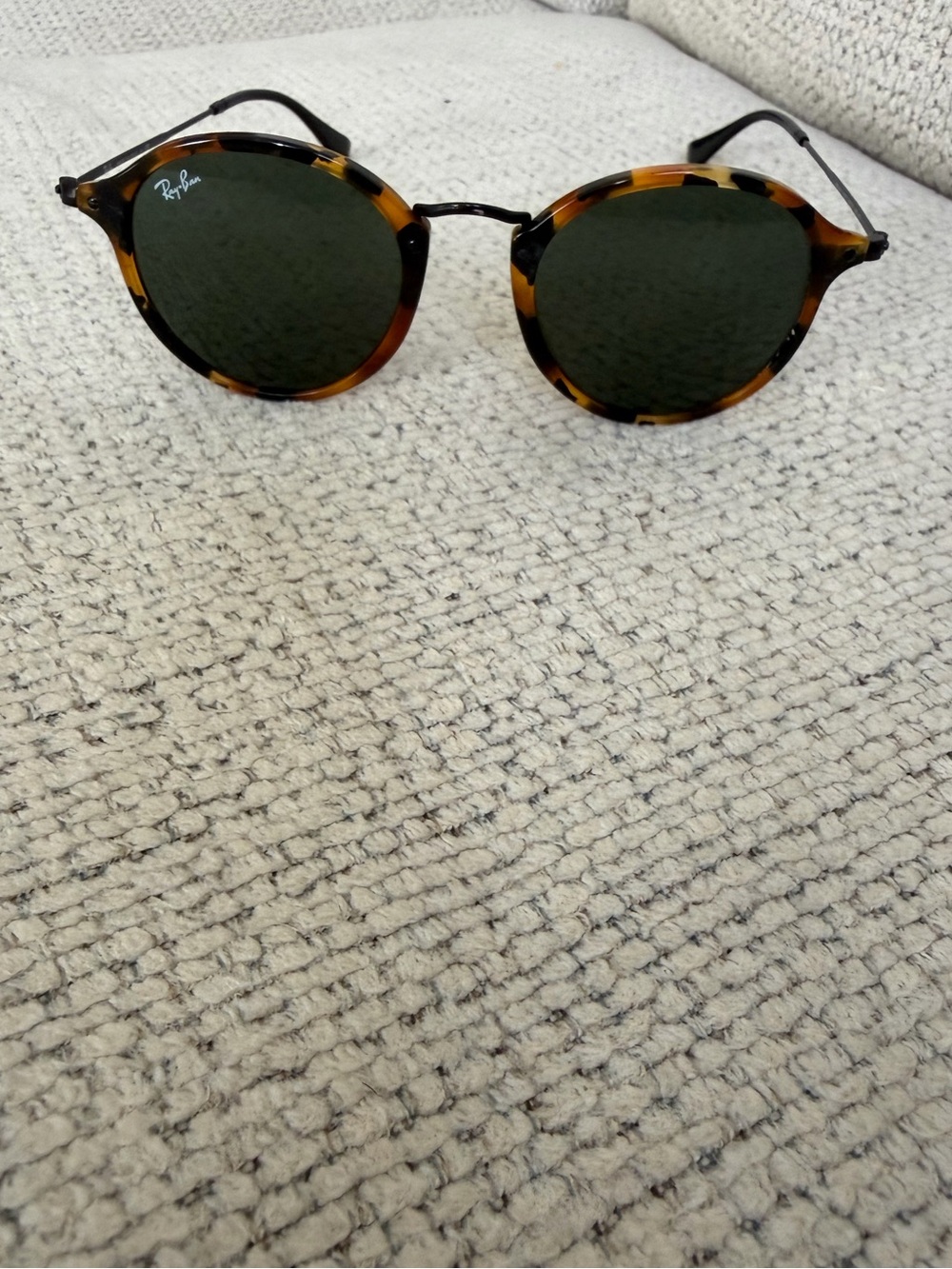 Ray-ban tortoise sunglasses